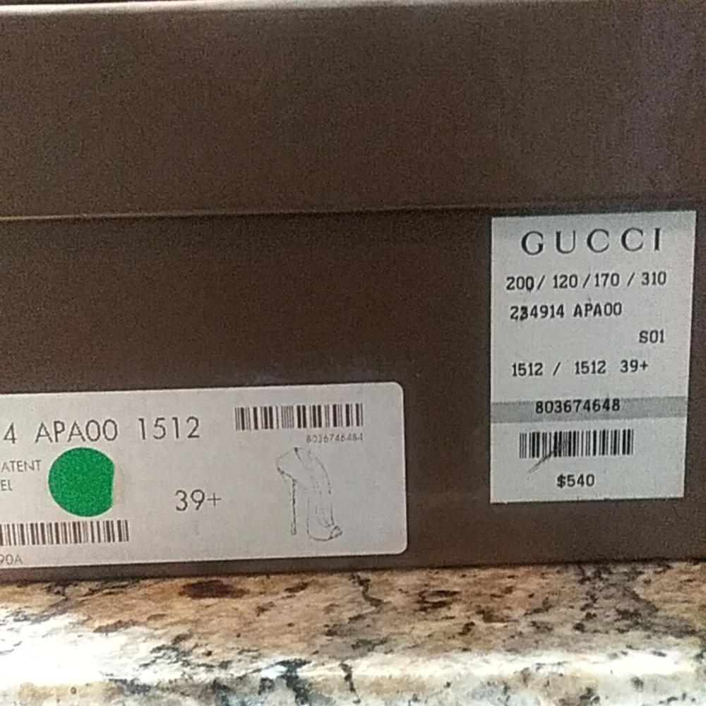 Shoes - Picture 4 of 4